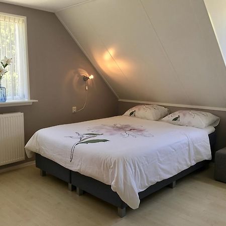 Bed And Breakfast De Lijster Zuid-Scharwoude Dış mekan fotoğraf