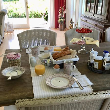 Bed And Breakfast De Lijster Zuid-Scharwoude Dış mekan fotoğraf