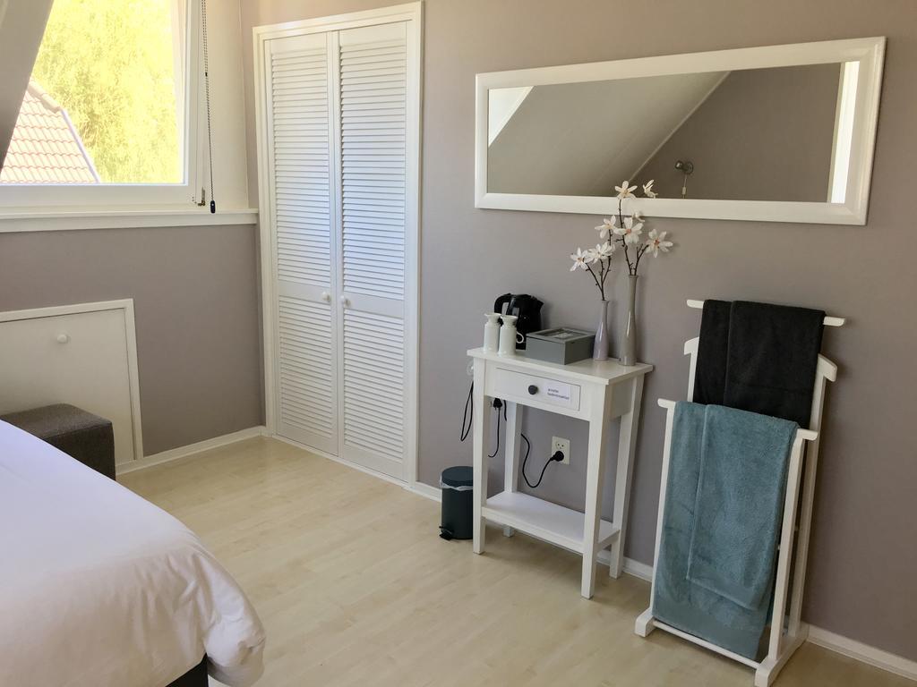 Bed And Breakfast De Lijster Zuid-Scharwoude Dış mekan fotoğraf