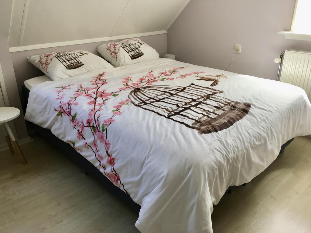 Bed And Breakfast De Lijster Zuid-Scharwoude Dış mekan fotoğraf