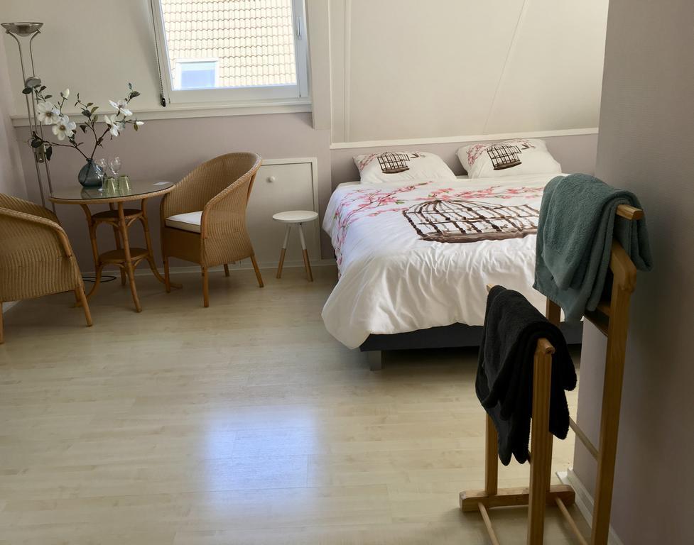 Bed And Breakfast De Lijster Zuid-Scharwoude Dış mekan fotoğraf